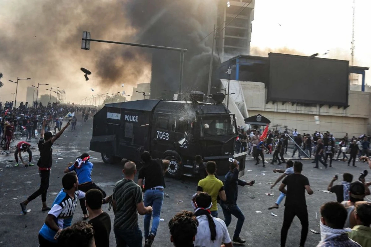 İraqda ara qızışır: Ölü sayı 65-ə, yaralı sayı 2 minə çatdı İraqda ara qızışır: Ölü sayı 65-ə, yaralı sayı 2 minə çatdı