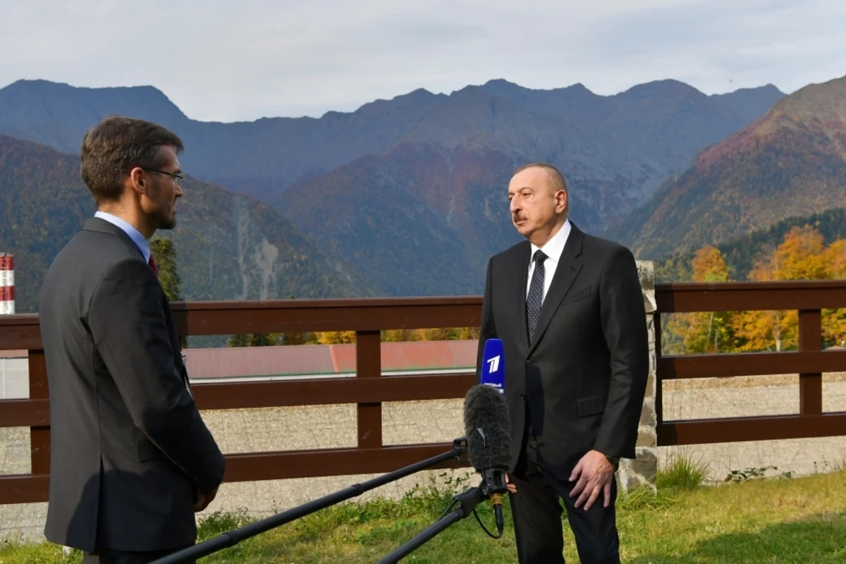 Prezident İlham Əliyevin Rusiyanın “Rossiya” və “Birinci” televiziya kanallarına müsahibəsi - FOTO