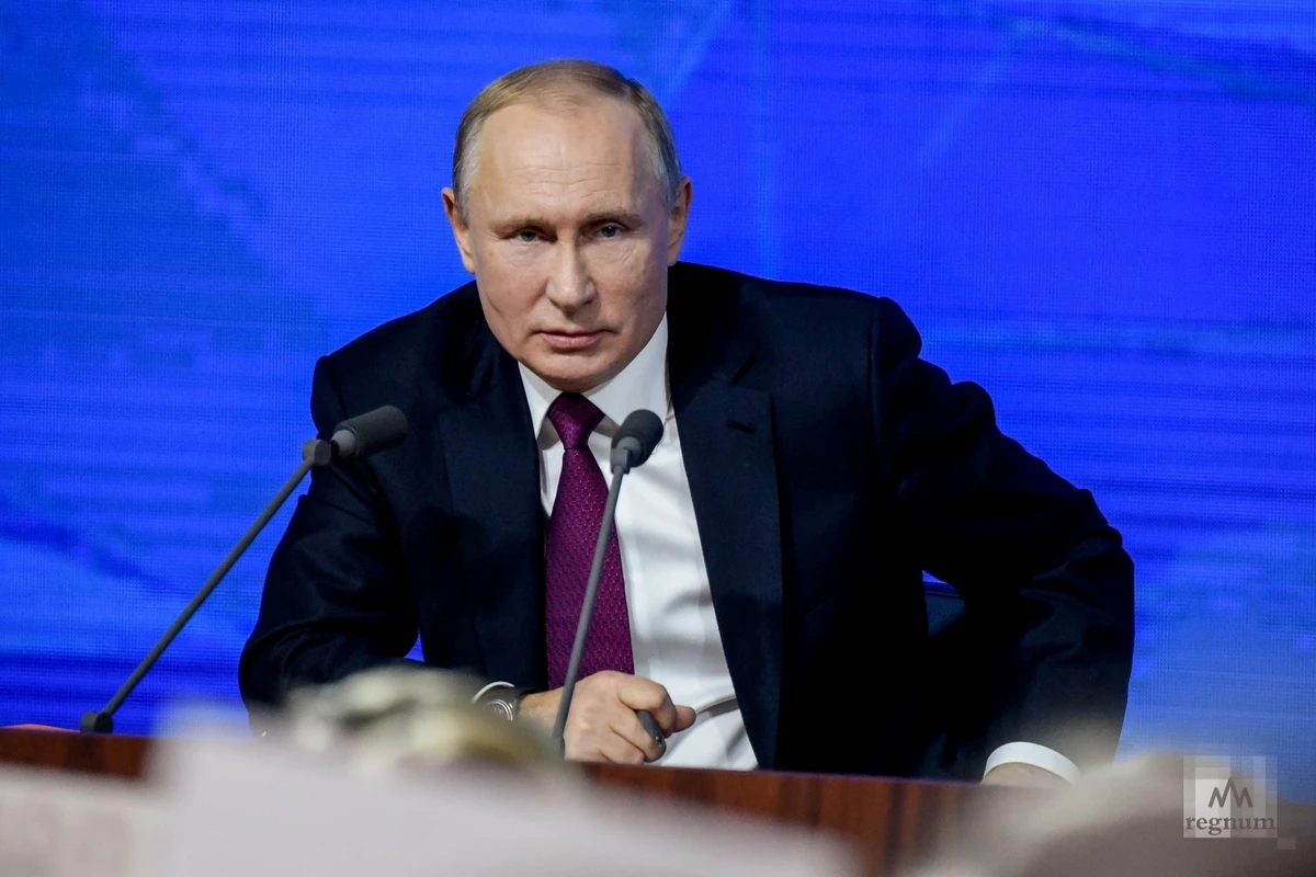 Путин уволил своего советника