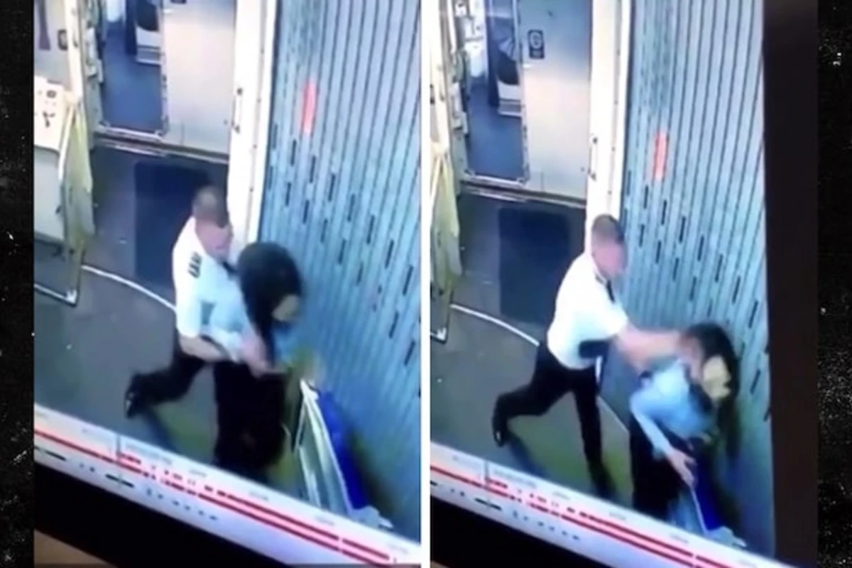 В Сеть попали кадры драки пилота и стюардессы на борту самолета - ВИДЕО