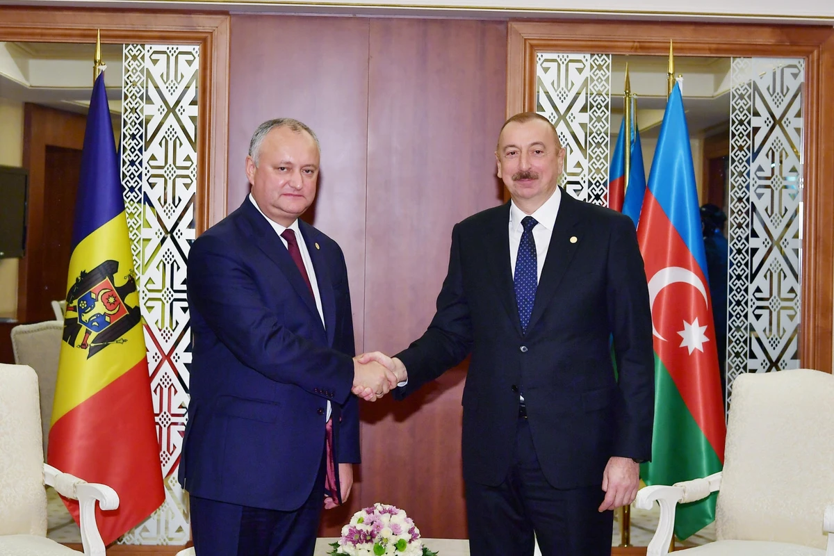 Prezident İlham Əliyev Moldova Prezidenti ilə görüşüb - FOTO (YENİLƏNİB) Prezident İlham Əliyev Moldova Prezidenti ilə görüşüb - FOTO (YENİLƏNİB)