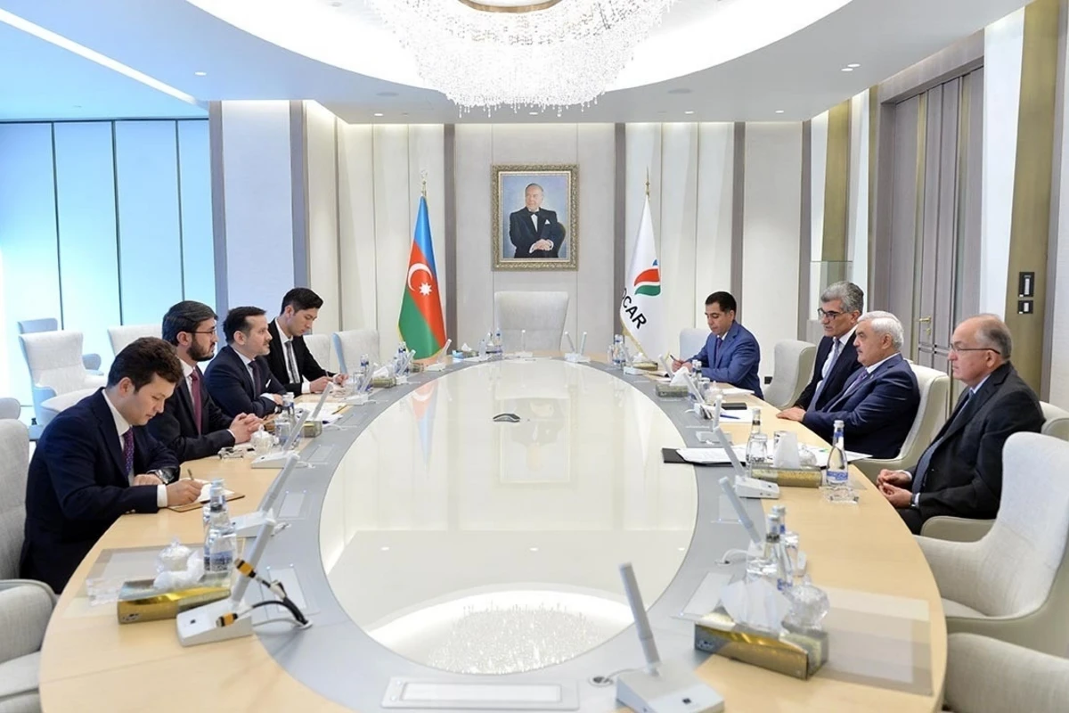 Президент SOCAR встретился с министром торговли и промышленности Афганистана