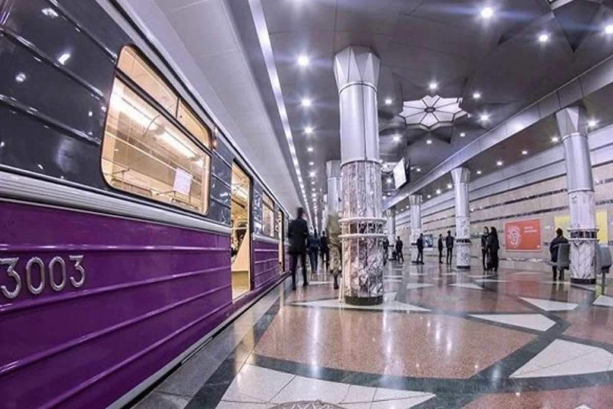 Необычный случай в бакинском метро - ФОТО