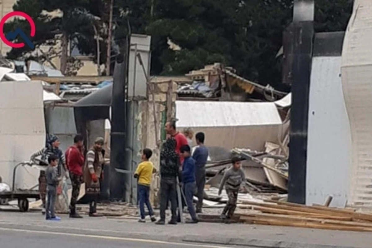 “Oazis” restoranı söküldü “Oazis” restoranı söküldü