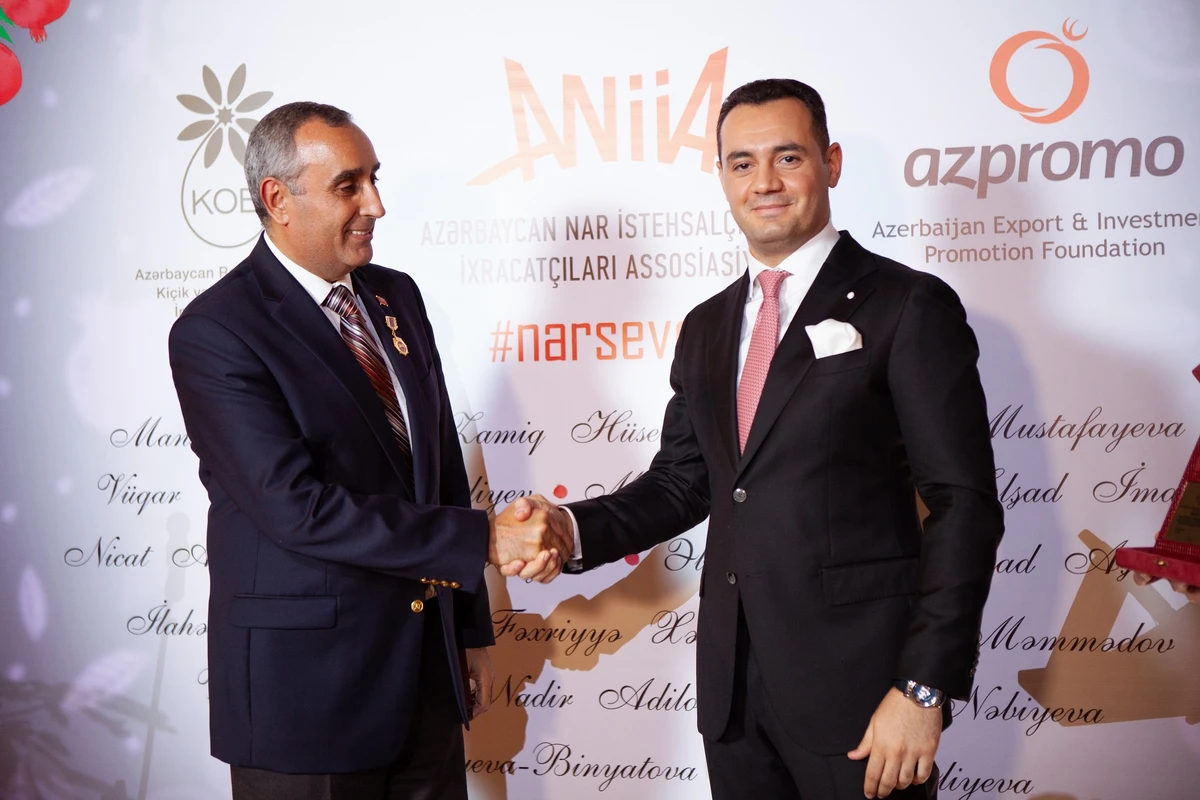 Azərbaycan Nar İstehsalçıları və İxracatçıları Assosiasiyası Fəxri Üzvlük institutunu təsis edib - FOTO Azərbaycan Nar İstehsalçıları və İxracatçıları Assosiasiyası Fəxri Üzvlük institutunu təsis edib - FOTO