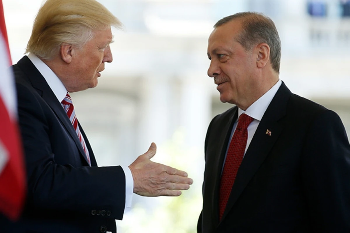 Трамп призвал Эрдогана прекратить военную операцию в Сирии