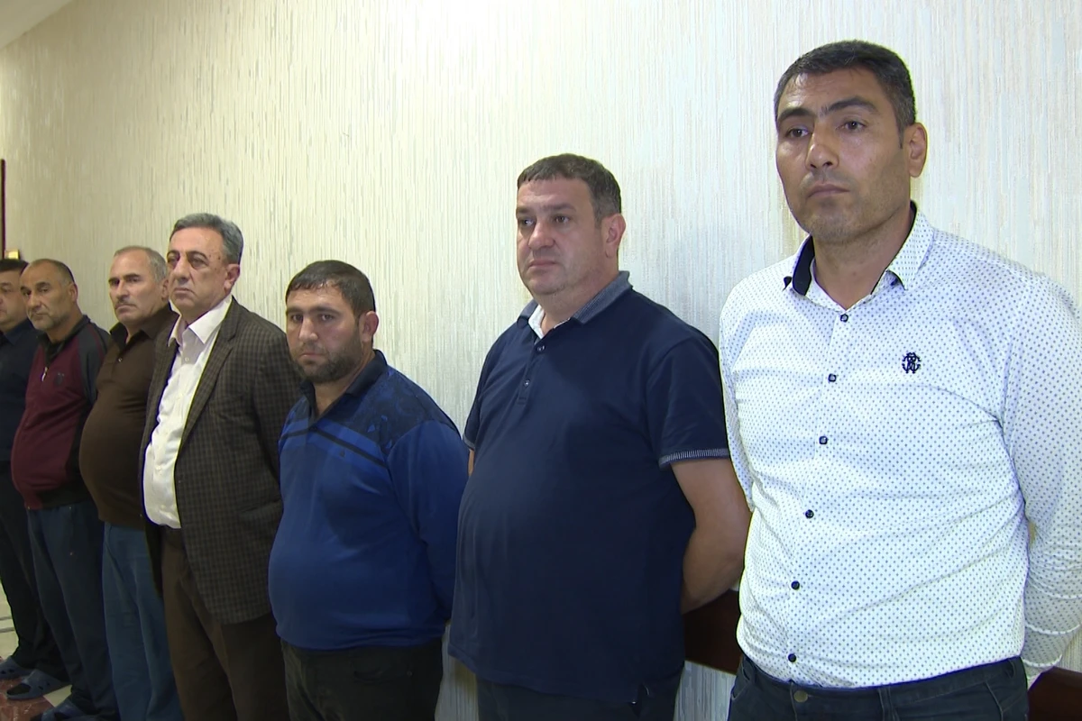 Bakıda əməliyyat - “Beluqa Tahir” və onun dəstəsi saxlanıldı - VİDEO Bakıda əməliyyat - “Beluqa Tahir” və onun dəstəsi saxlanıldı - VİDEO