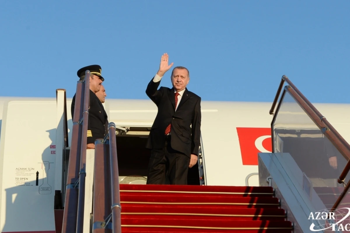 Prezident Rəcəb Tayyib Ərdoğanın Azərbaycana səfəri başa çatıb Prezident Rəcəb Tayyib Ərdoğanın Azərbaycana səfəri başa çatıb