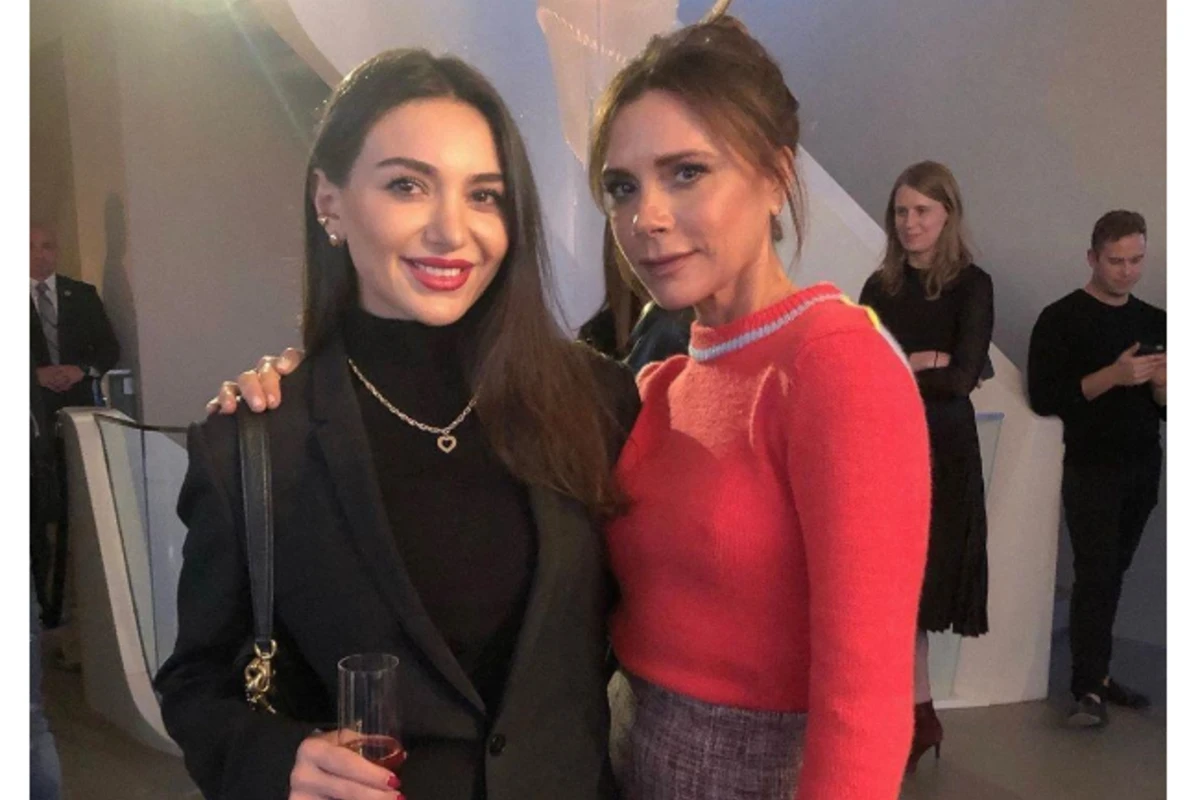 Azərbaycanlı aparıcı Viktoria Bekhemlə bir arada - FOTO