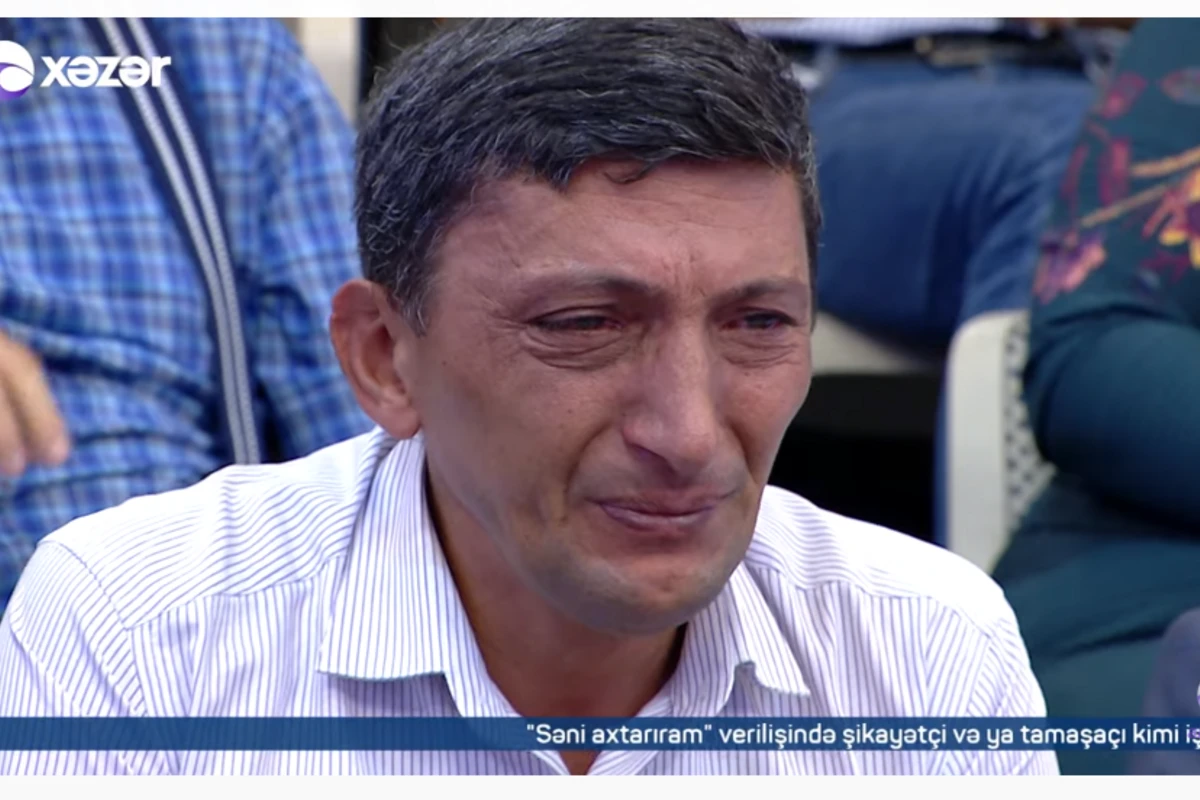 Anasının kafesindən çıxandan sonra itkin düşən 15 yaşlı Nərminin atası FƏRYAD ETDİ - VİDEO Anasının kafesindən çıxandan sonra itkin düşən 15 yaşlı Nərminin atası FƏRYAD ETDİ - VİDEO