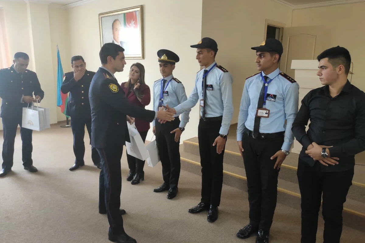 Azərbaycanda “Yol Polisinə dəstək” qrupları yaradıldı - FOTO