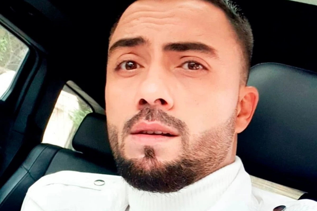 Kərim hər kəsi aldatdı - FOTO Kərim hər kəsi aldatdı - FOTO