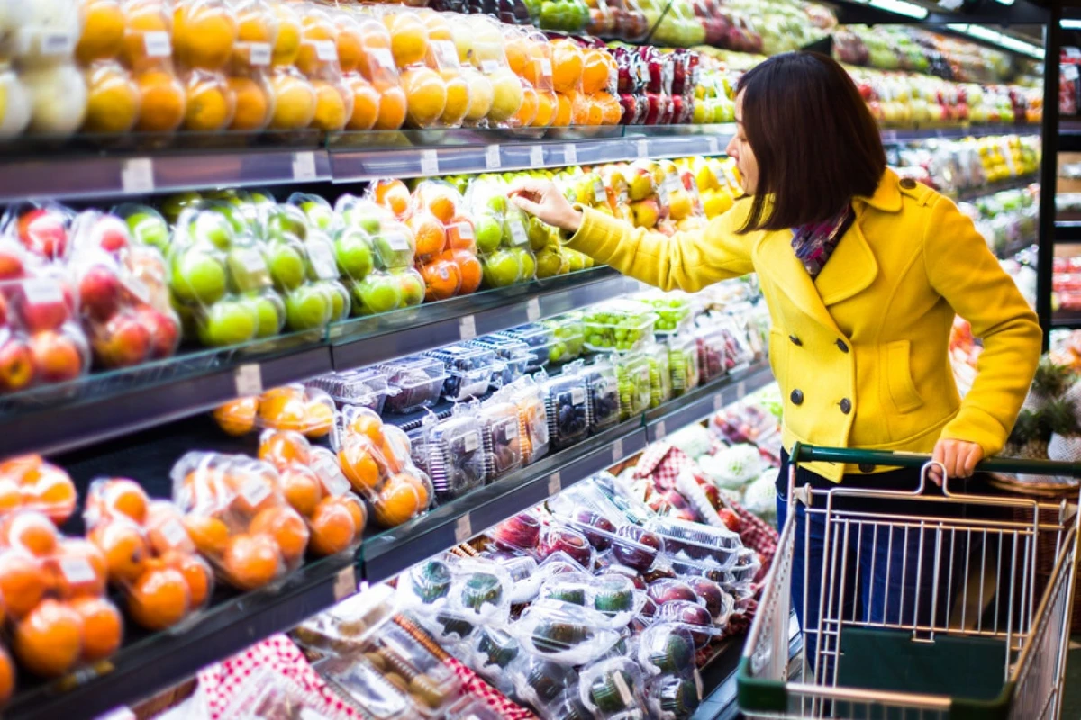 Диетологи назвали продукты, которые никогда нельзя есть