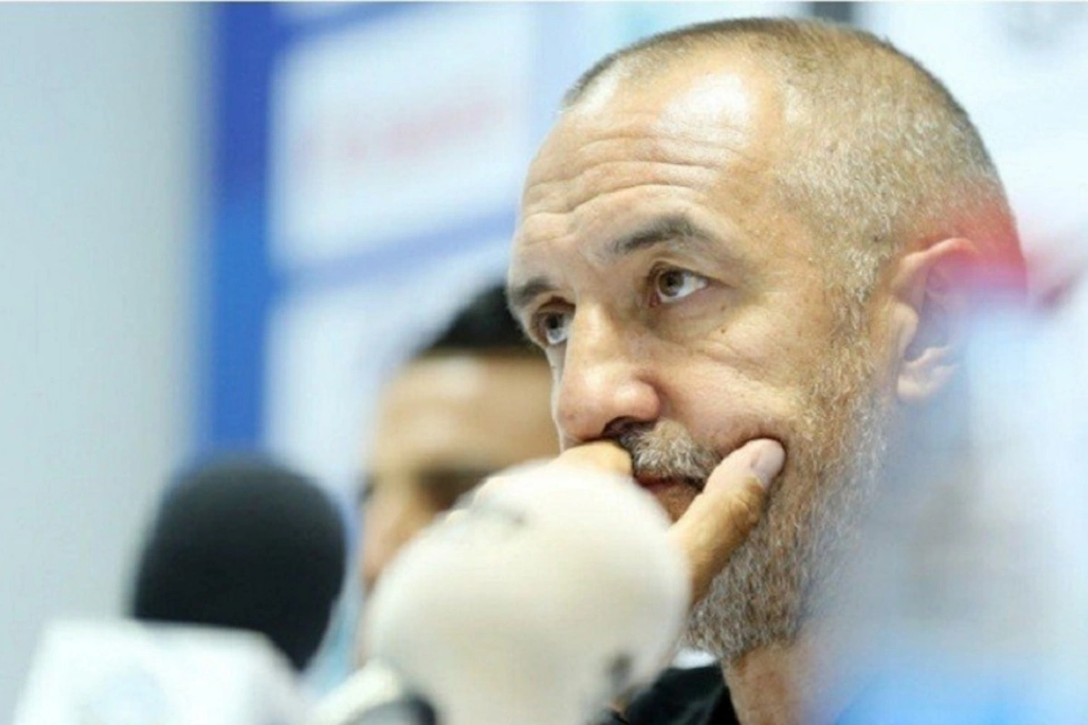 “Neftçi”nin baş məşqçisi: “Qarabağ” barədə fikirləşmirik