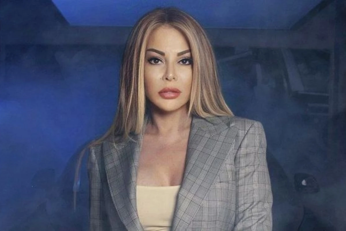 Aygün Kazımova küsülü həmkarlarını təbrik etdi - FOTO Aygün Kazımova küsülü həmkarlarını təbrik etdi - FOTO