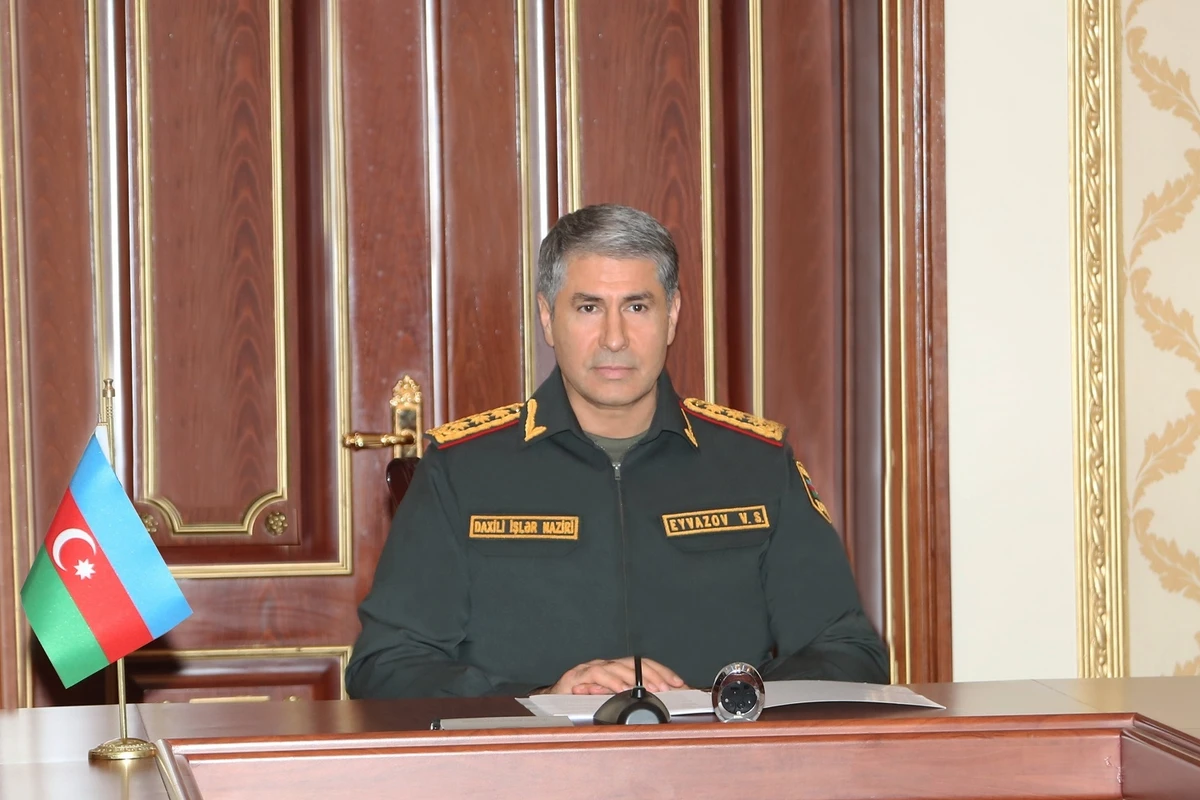 Yeni xidmətə başlayan polislər püşk atdılar - FOTO