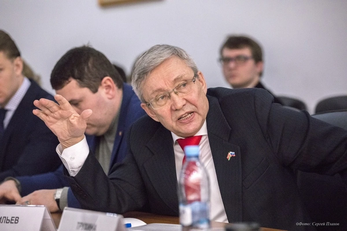 Член Общественной палаты союзного государства РФ и Беларусь поблагодарил Ильхама Алиева Член Общественной палаты союзного государства РФ и Беларусь поблагодарил Ильхама Алиева