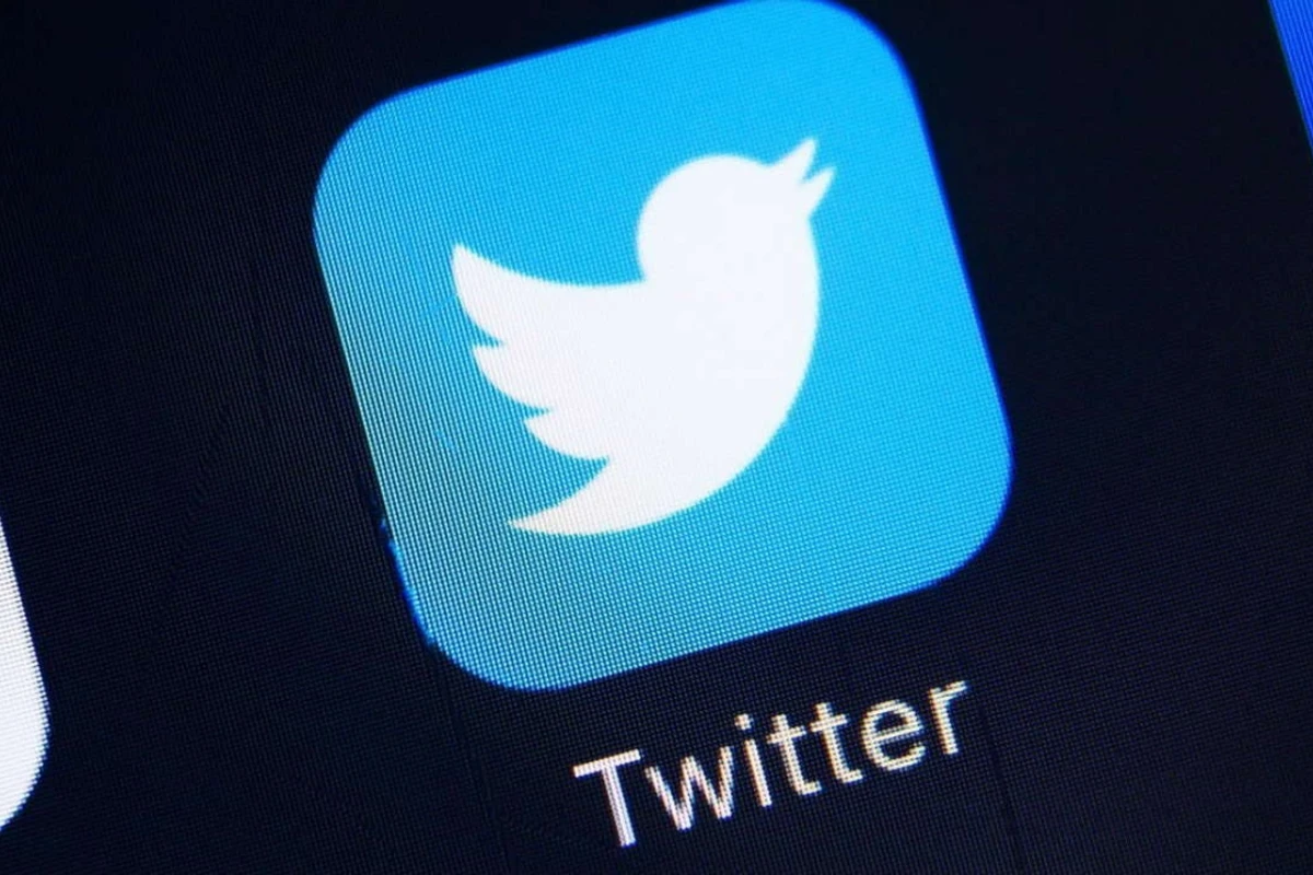 В работе Twitter произошел сбой В работе Twitter произошел сбой