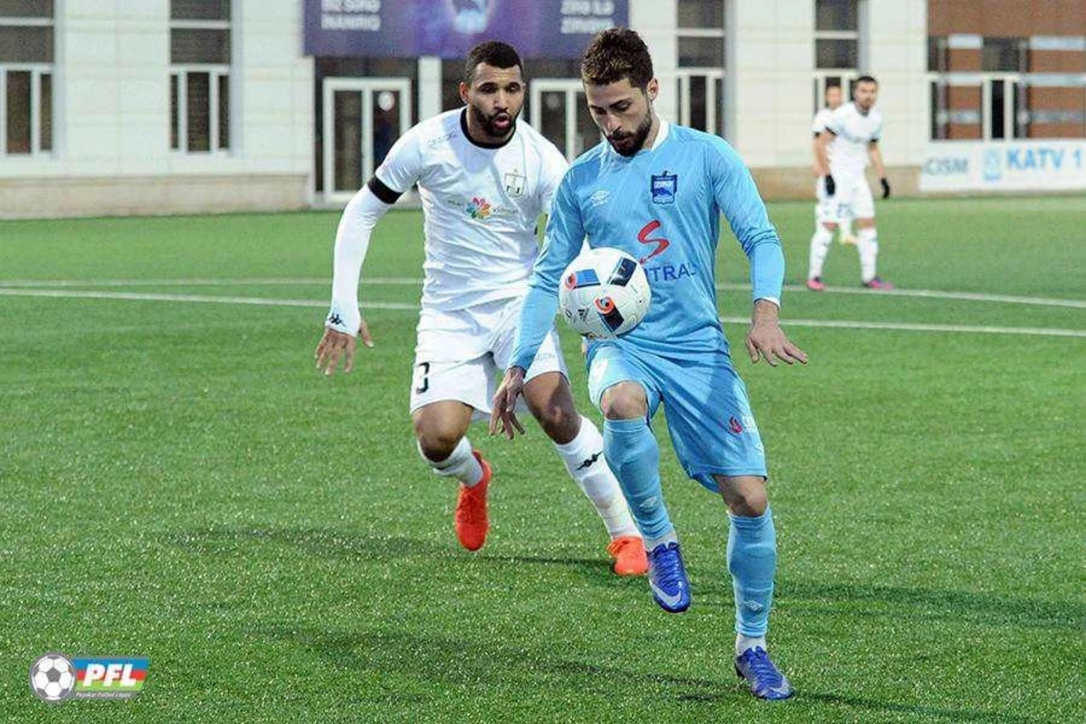 Arvadını güllələyən tanınmış futbolçumuzun atası imiş Arvadını güllələyən tanınmış futbolçumuzun atası imiş