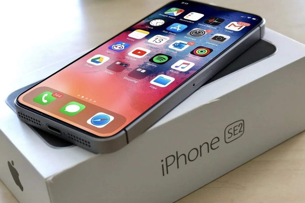 Стала известна дата производства и поступления на продажу нового iPhone SE 2