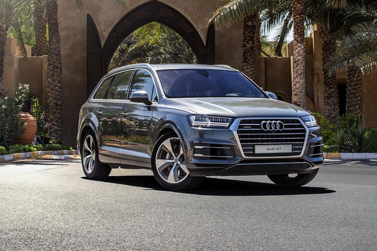 Tanınmış jurnal Audi Q7-ni mükafatlandırdı!