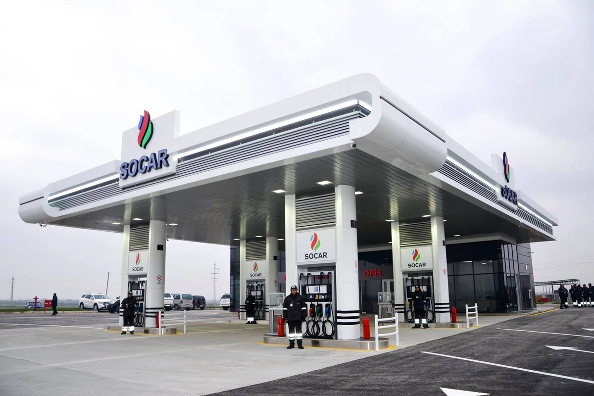 SOCAR Avro-5 standartına cavab verən benzinlə bağlı qərar verdi: 2021-ci ildən