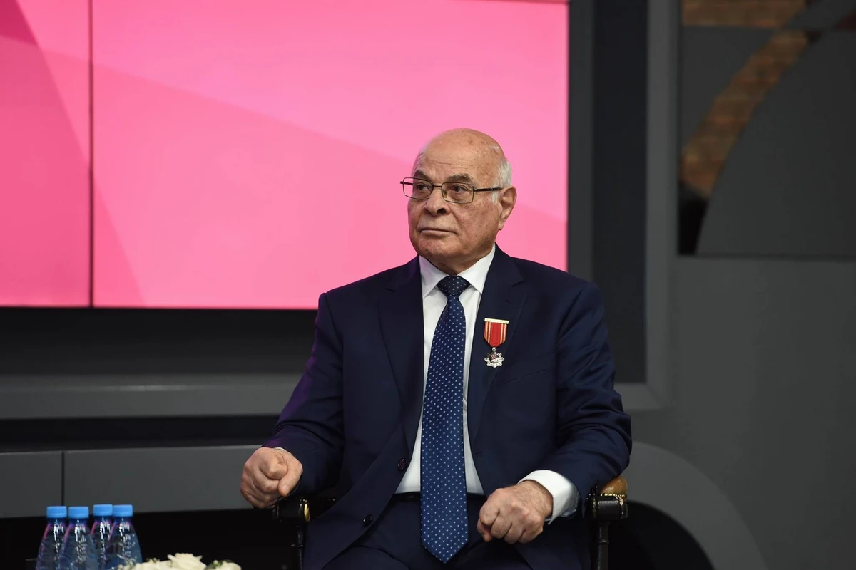 82-летний депутат Милли Меджлиса: Наши места должна занять молодежь