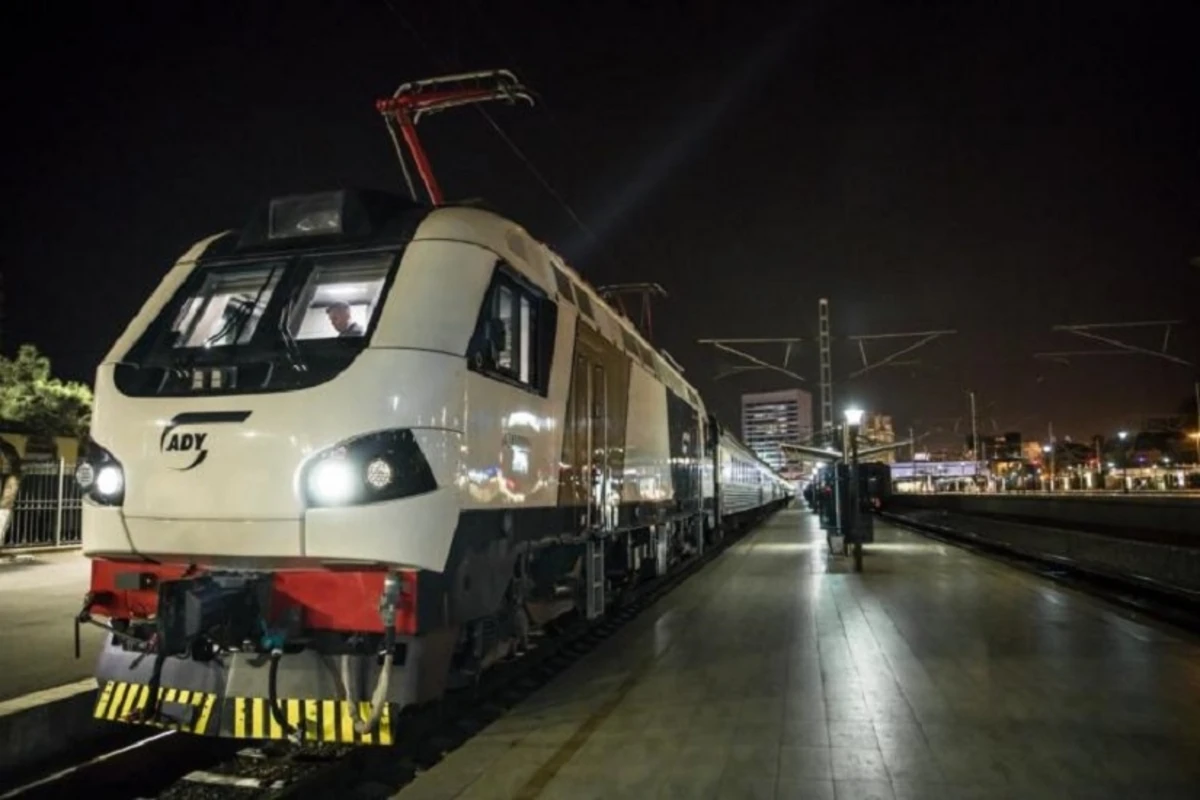 Bakı-Tbilisi-Bakı qatarının sürəti 160 km/saata kimi artdı - VİDEO