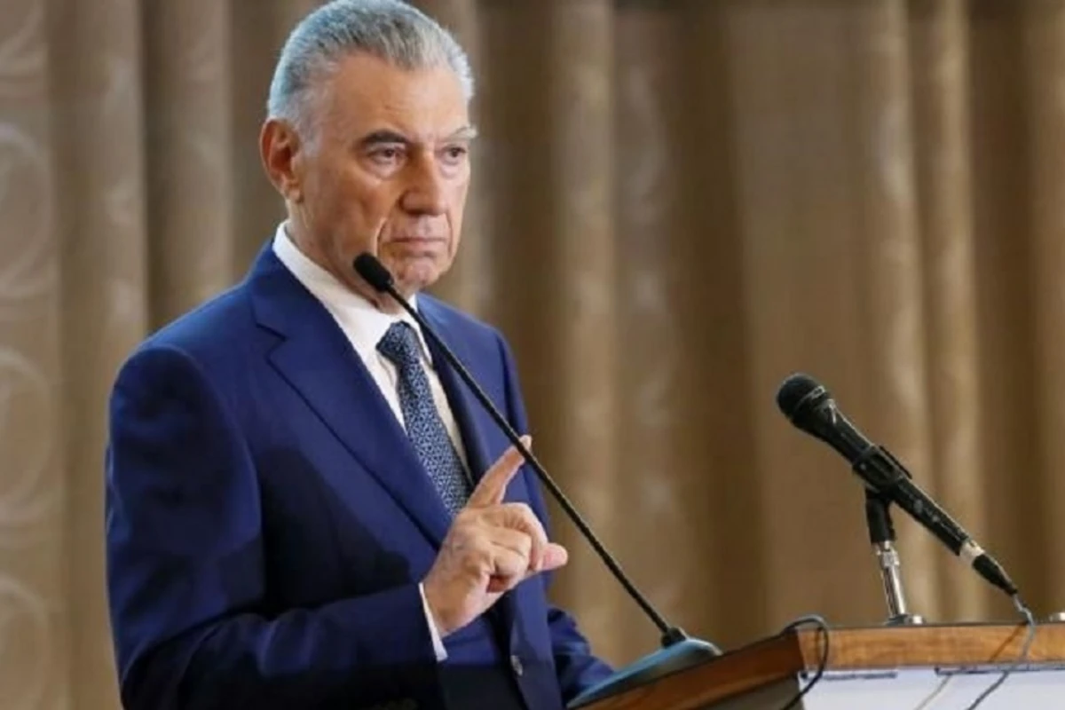 Əli Həsənov: “Öz ərizəmlə işdən çıxmışam, yenə məndən əl çəkmirlər”