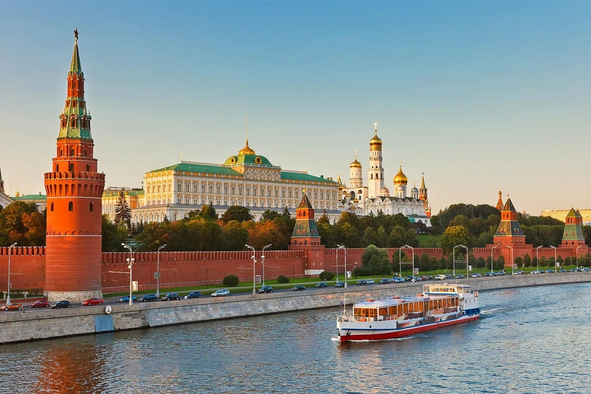 Peskov: Moskva Bakı ilə problemli məsələlərin həllini gözləyir