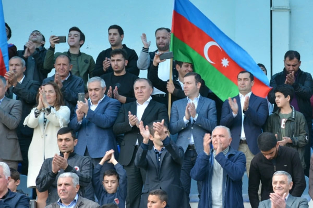 Şamaxıda futbol bayramı - Baş katib və icra başçısı tribunada - FOTO