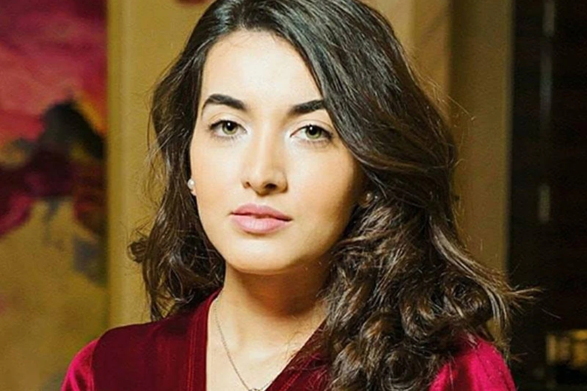 Poznerin cavabını verən Arzu kimdir?