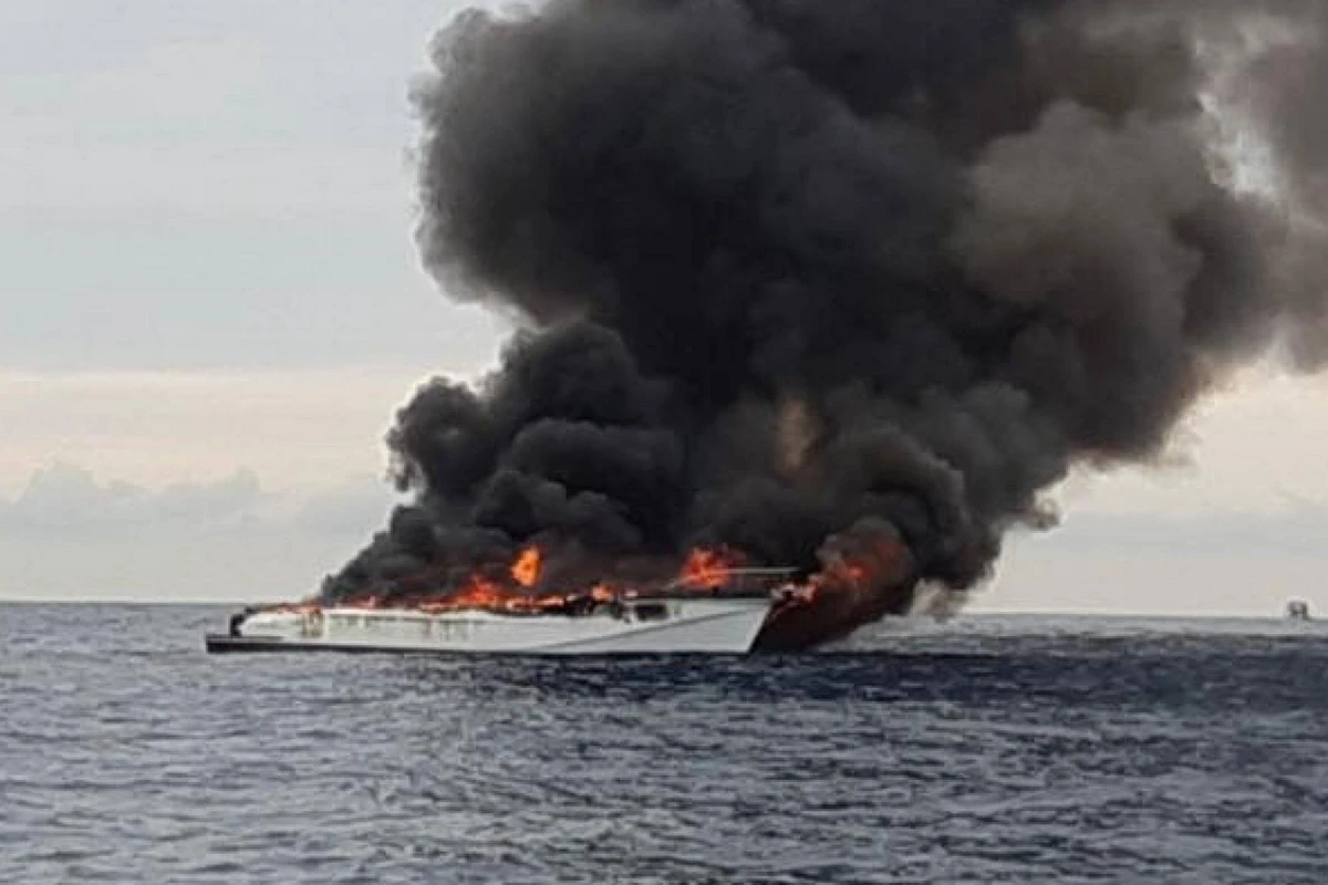 Взрыв на геологоразведочном катере в Каспийском море: есть погибший и раненые