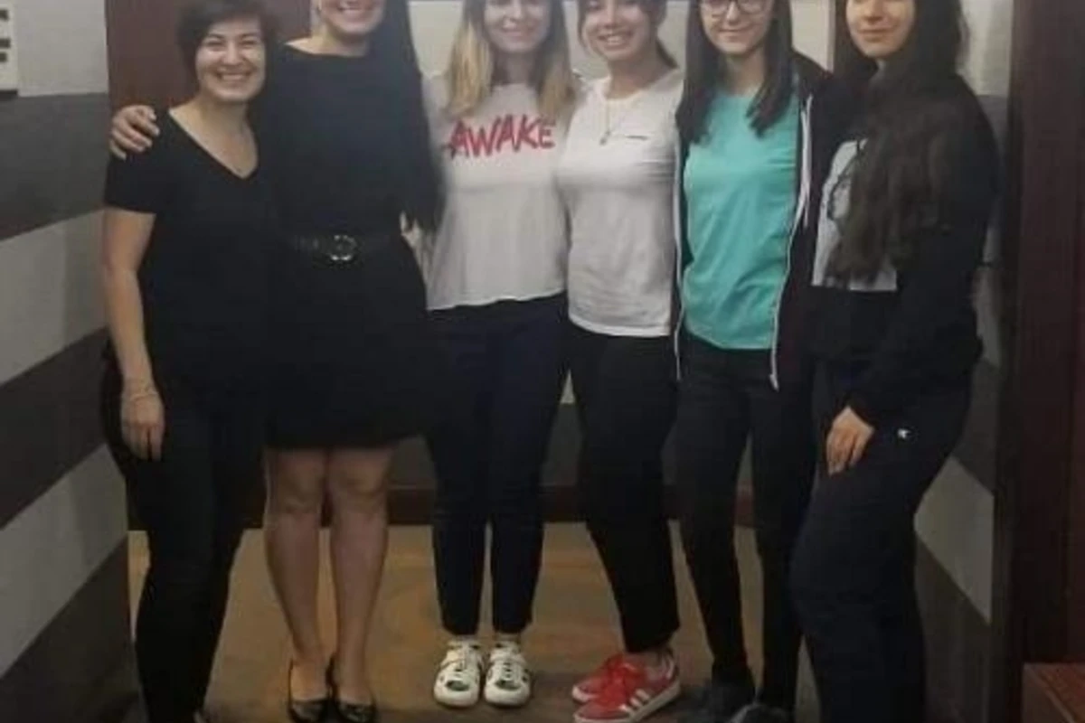 Yığmamız Ermənistana qalib gəlib Yığmamız Ermənistana qalib gəlib