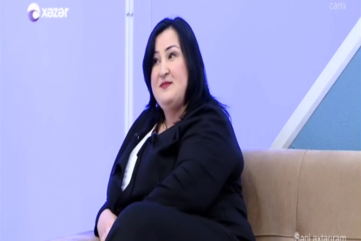 Yusifin Rusiyada bir uşaqla atıb gəldiyi Svetlana Bakıya gəldi - VİDEO