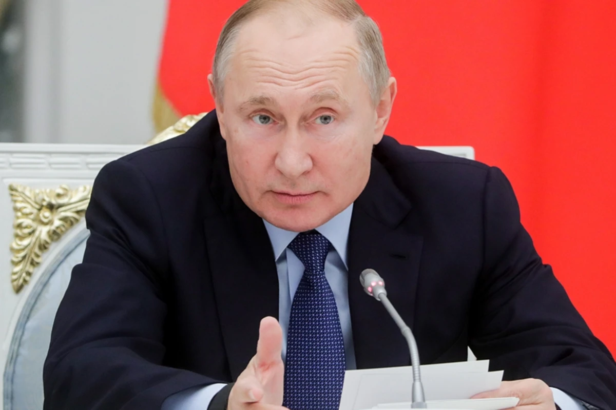 Путин: Пусть хоть еще три Толстых и четыре Пушкина появится, русский язык учить не будут