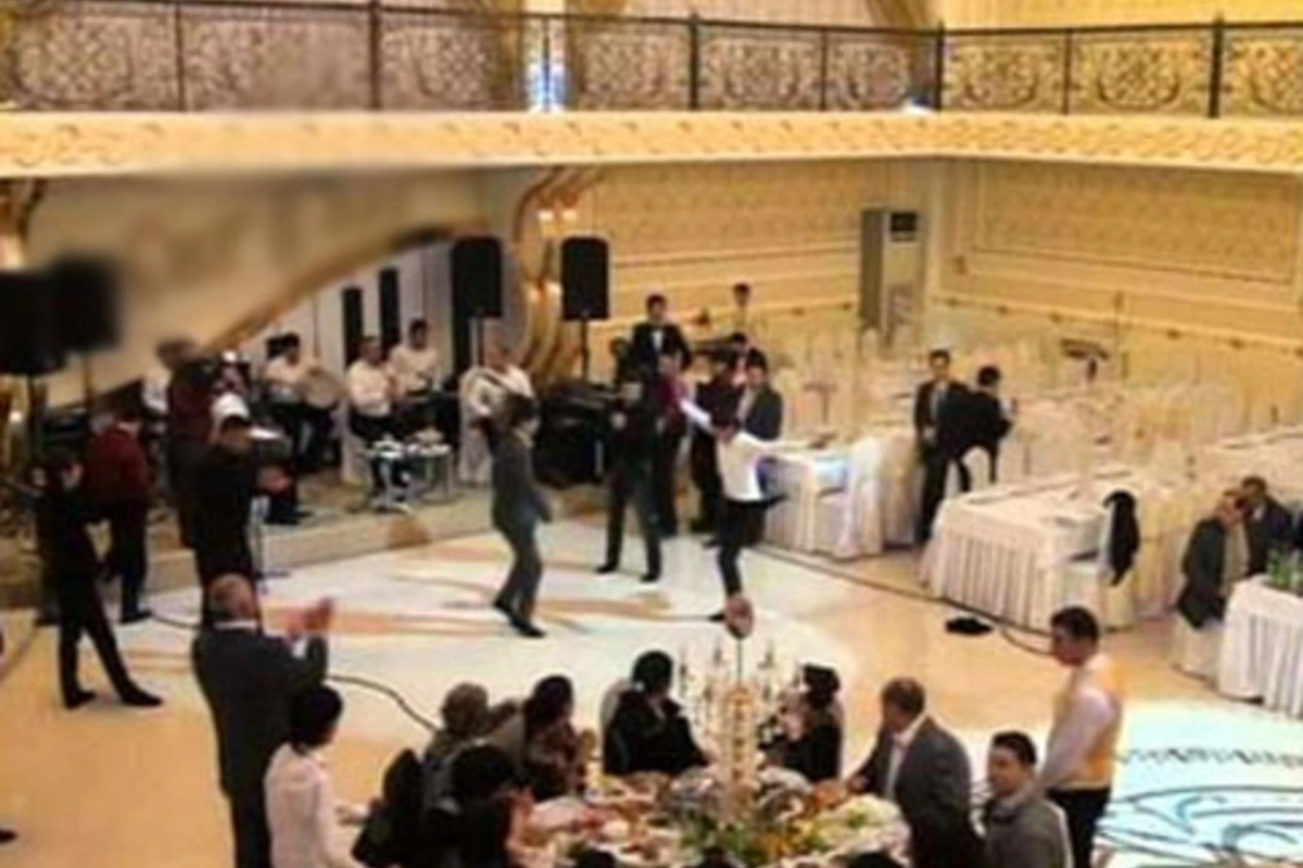Azərbaycanda qəribə təsadüf: Toyda doğulan kişi toyda da öldü
