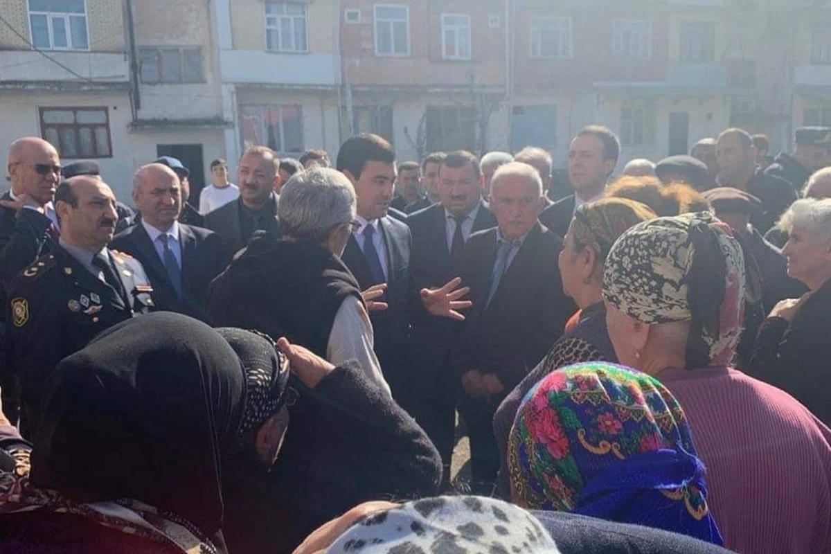 Xaçmazın yeni icra başçısı küçədə sakinlərlə görüşdü