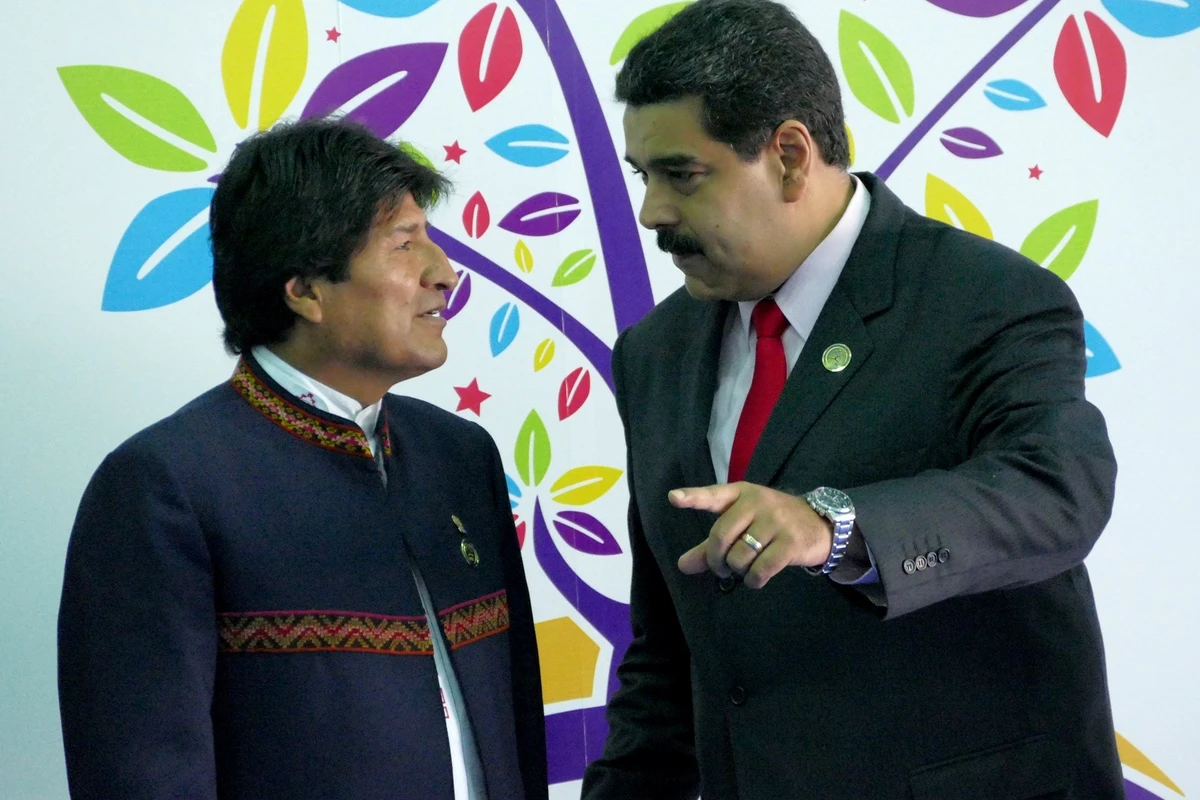 Venesueladan sonra Boliviyada vəziyyət qarışdı: Prezidentin istefası tələb olundu Venesueladan sonra Boliviyada vəziyyət qarışdı: Prezidentin istefası tələb olundu