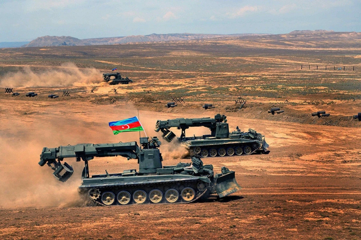 Азербайджанская армия проведет оперативные учения