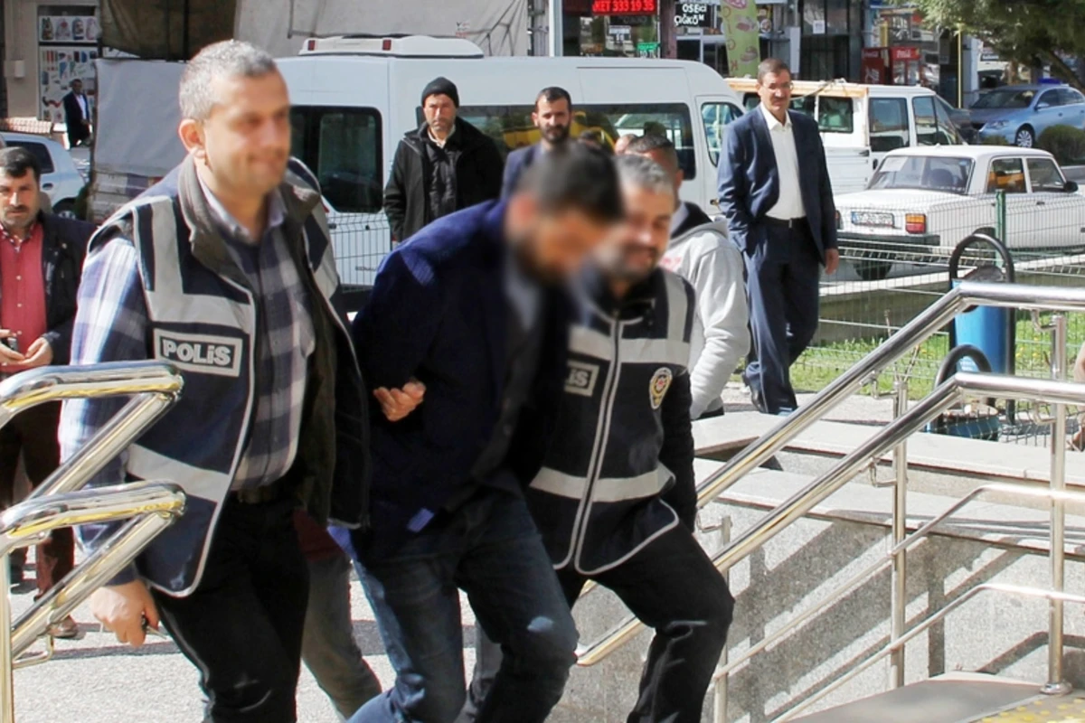 Kiprdə azərbaycanlı qadını soyan həmyerlimiz həbs edilib