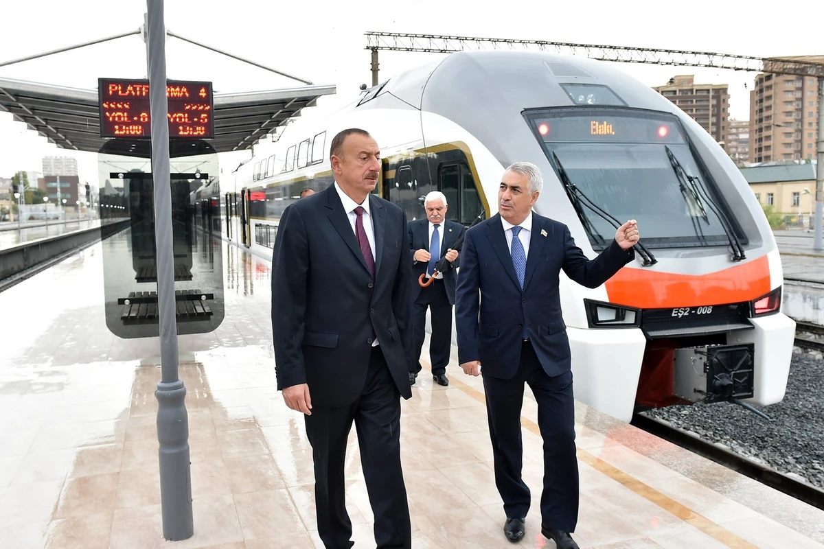 Bakı-Sumqayıt qatarı ilə bağlı ŞAD XƏBƏR - Prezidentlə görüşdə açıqlandı - VİDEO Bakı-Sumqayıt qatarı ilə bağlı ŞAD XƏBƏR - Prezidentlə görüşdə açıqlandı - VİDEO