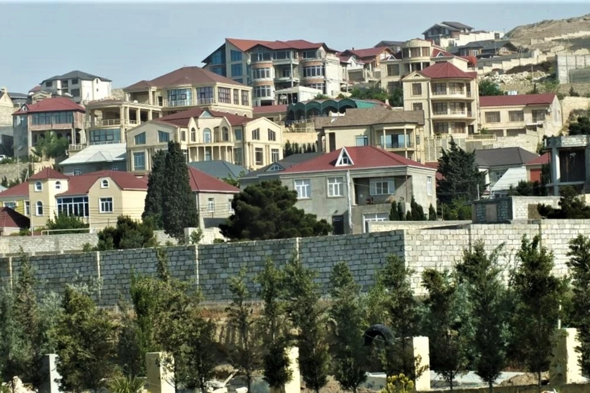 Prezidentin fərmanından sonra hərəkətə keçdilər - Evi sənədsiz olanların nəzərinə! - VİDEO Prezidentin fərmanından sonra hərəkətə keçdilər - Evi sənədsiz olanların nəzərinə! - VİDEO