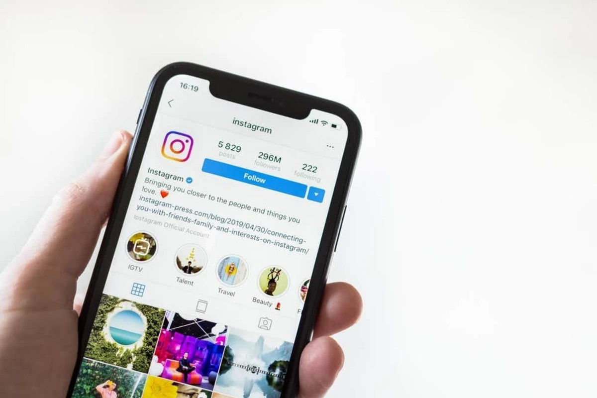 Instagram начал скрывать лайки во всем мире