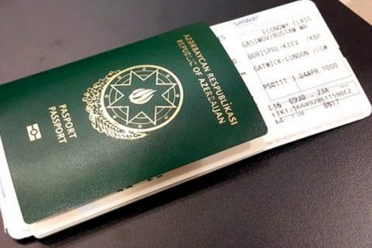 Этой ночью из Германии в Баку отправлены 140 эмигрантов