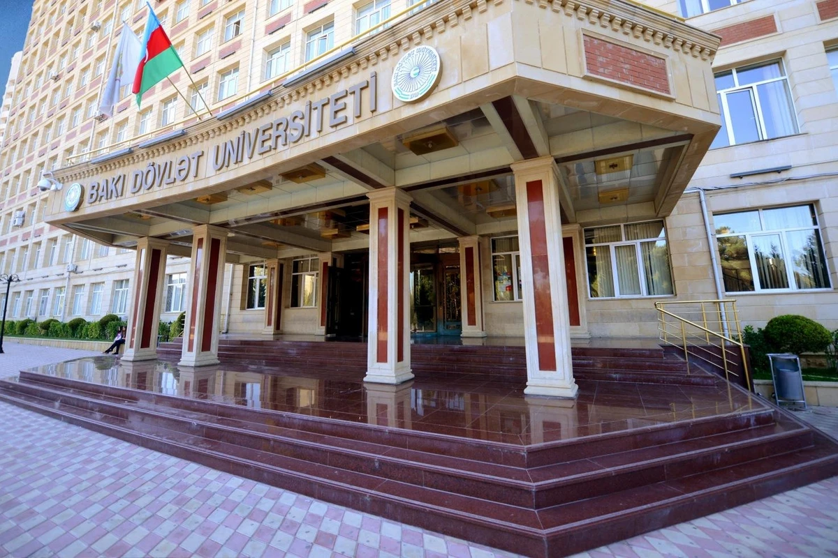 BDU-nun bütün əməkdaşlarına 500 manat mükafat veriləcək