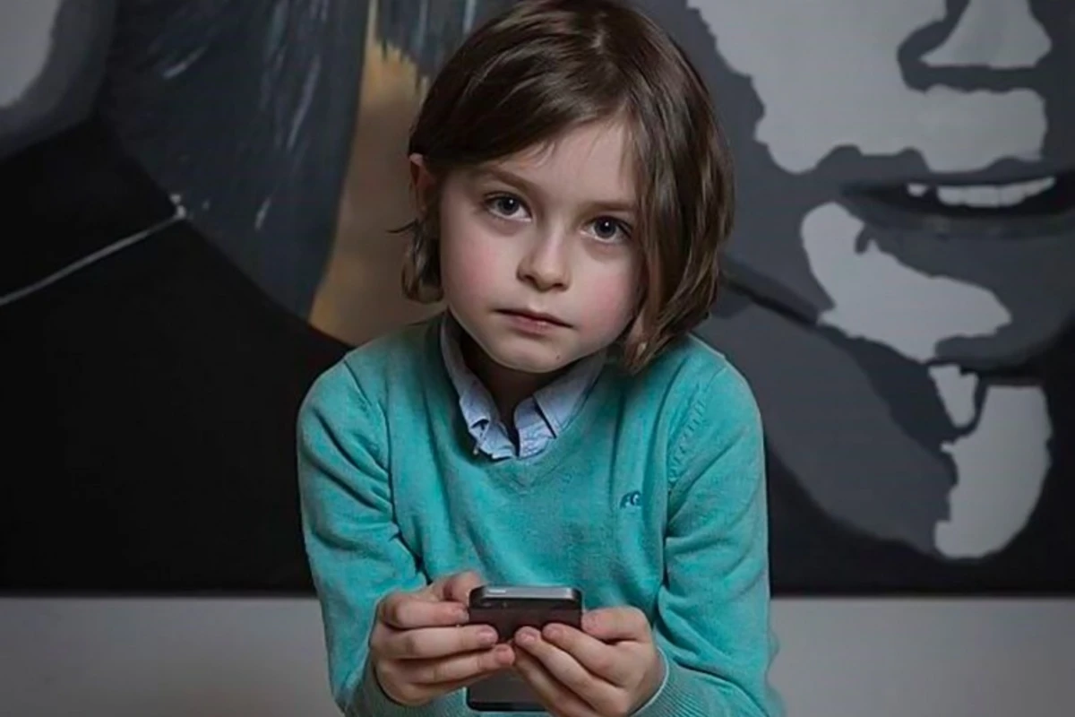 9-летний вундеркинд из Нидерландов заканчивает университет - ВИДЕО