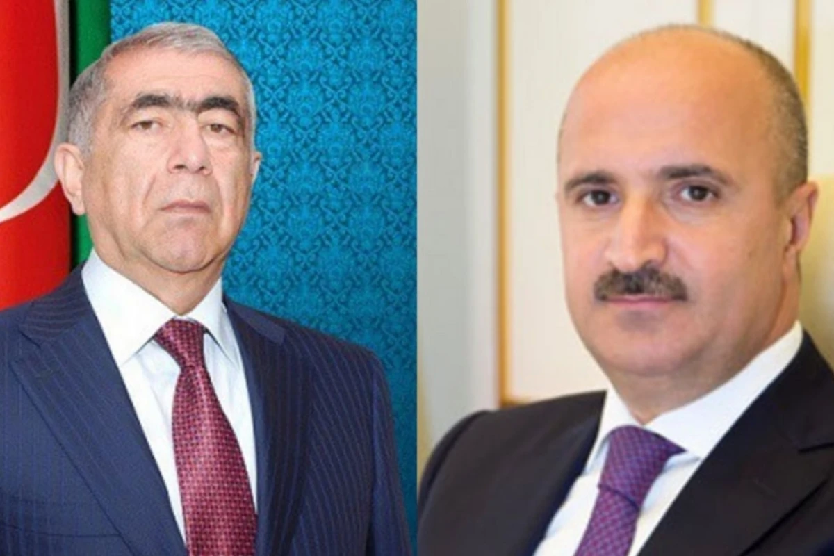 Azərbaycanda iki tanınmış məmur quda oldu - FOTO Azərbaycanda iki tanınmış məmur quda oldu - FOTO