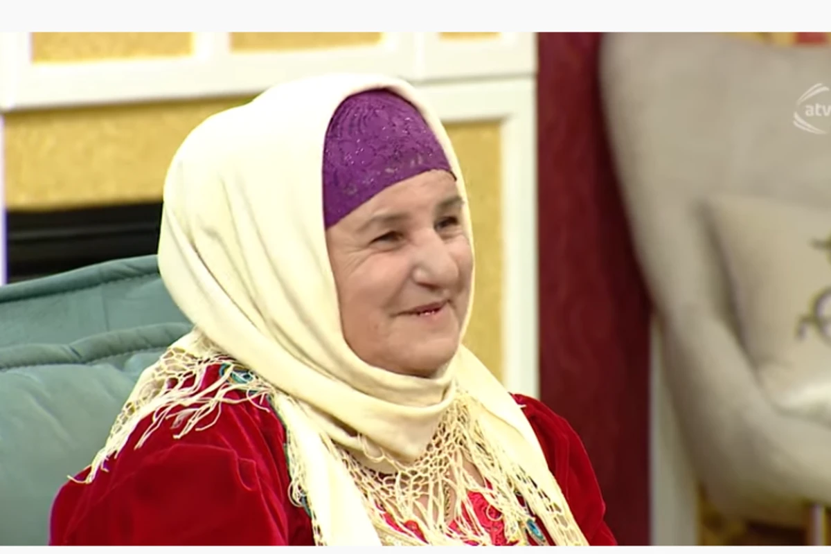 Azərbaycanda ŞOK! Qadın öz ərini cavan qızla evləndirdi - VİDEO Azərbaycanda ŞOK! Qadın öz ərini cavan qızla evləndirdi - VİDEO