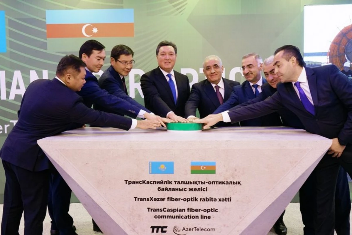 С участием AzerTelecom состоялась церемония начала работ в Казахстане по проекту TransCaspian Fiber Optic